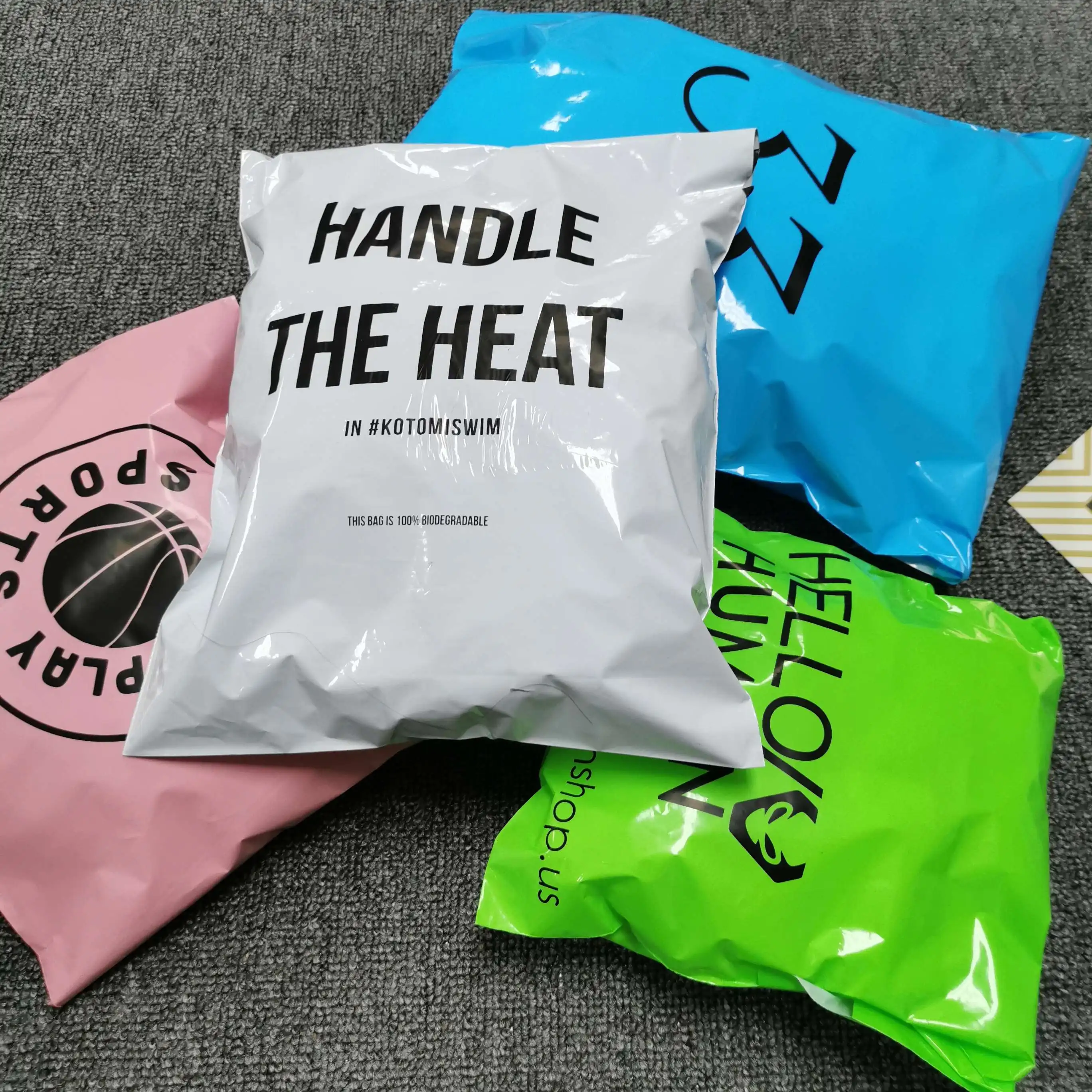 Heavy Duty Custom Design Printed NO MOQ Compostable Mailing Bags Strong Polymailer