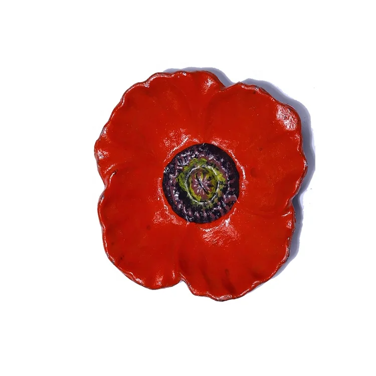 
Fallen Fruits Cast Iron Poppy Bird Bath Feeder Daffodil Bird Feeder On Pole 