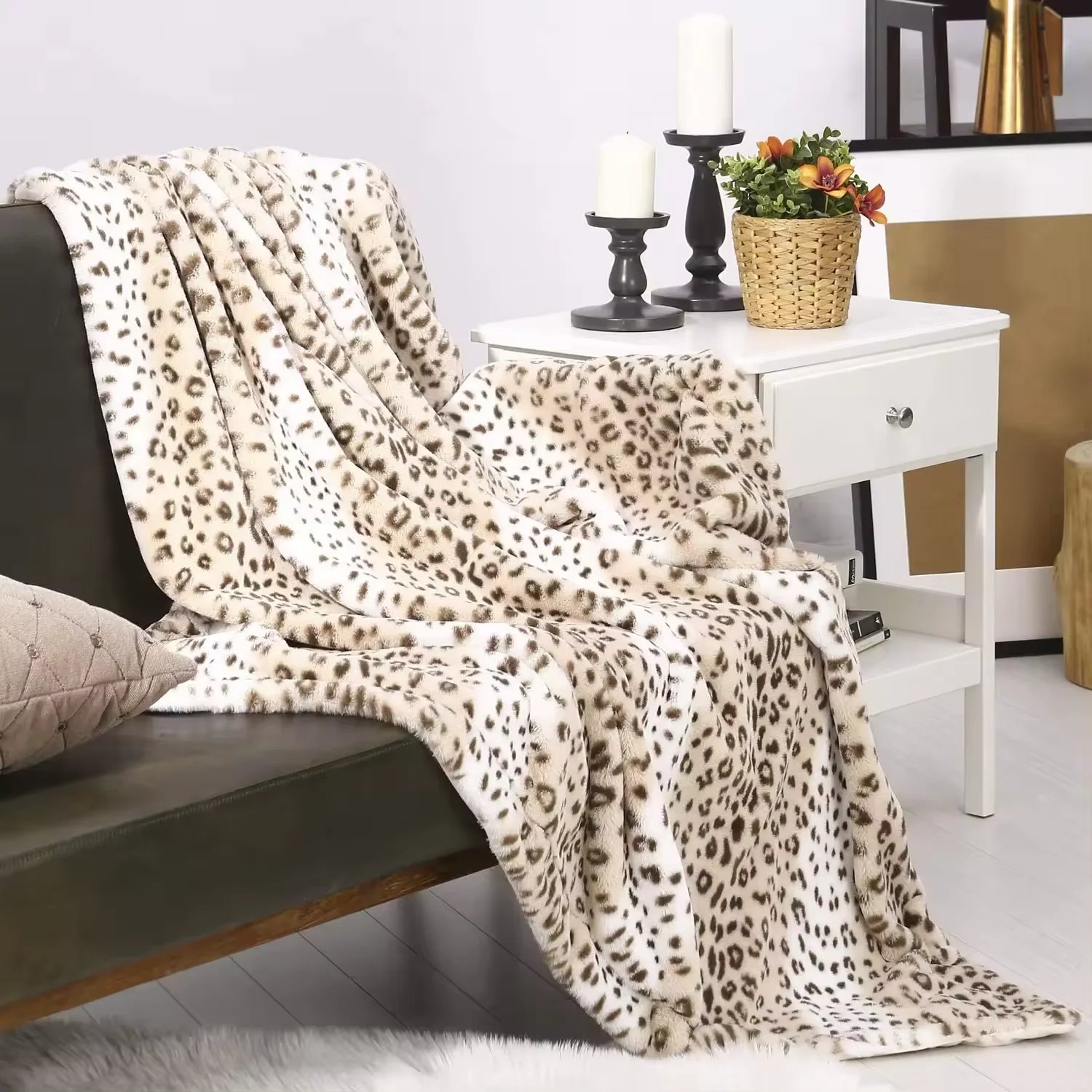 Leopard Print Flannel Fleece Throw Blanket Lightweight Super Soft Cozy Plush Blanket for Couch Bed