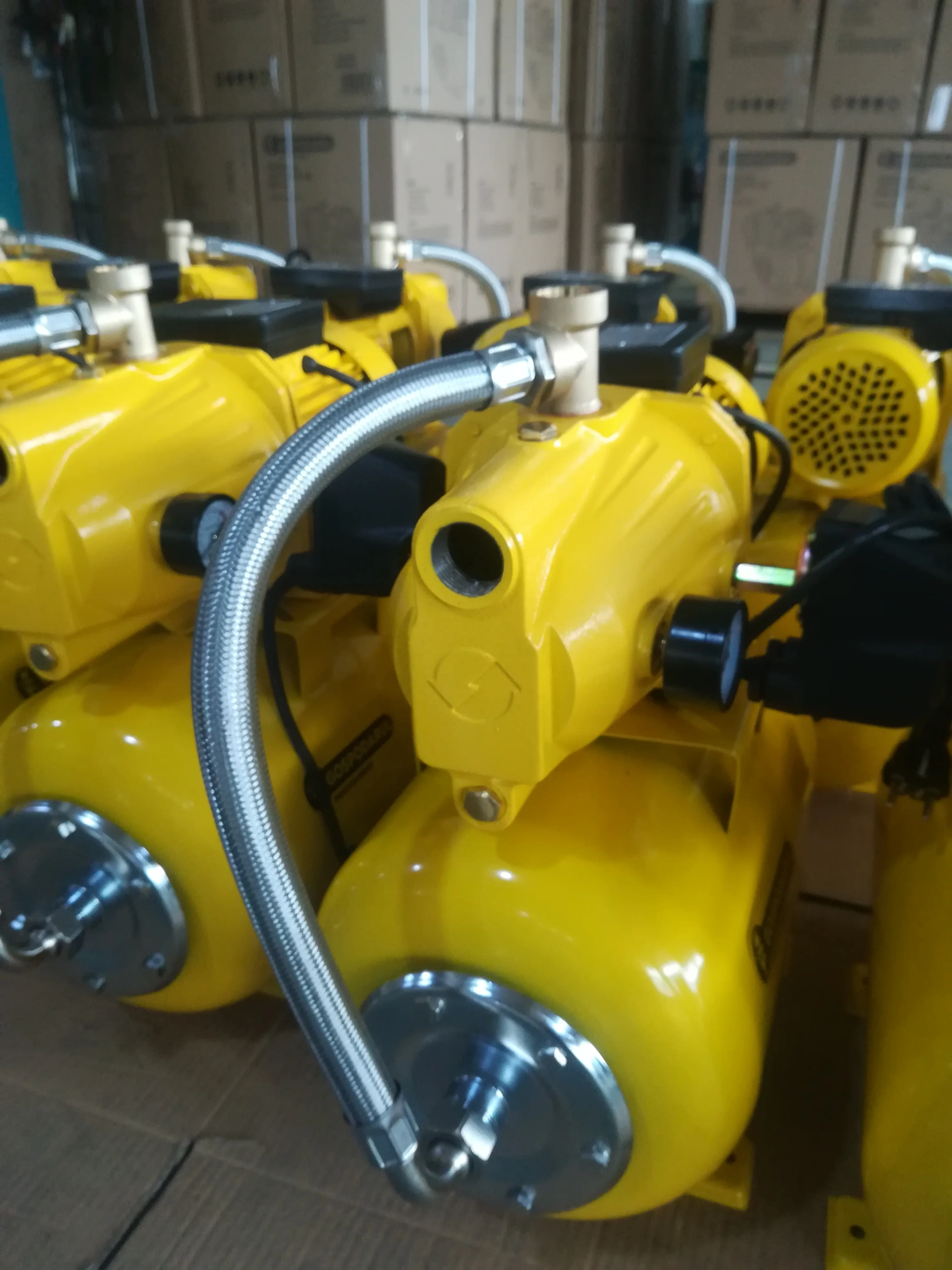 Economical Jet Pump Water Pressure Booster Pump Turkey With 24L Tank