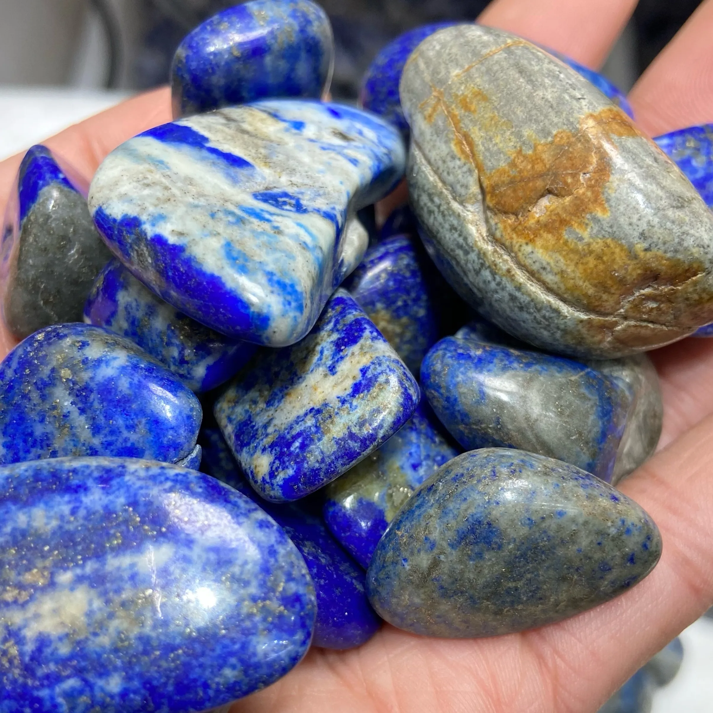  Оптовая продажа кристалл исцеления кварца lapis для использования в украшения домов или аквариумов