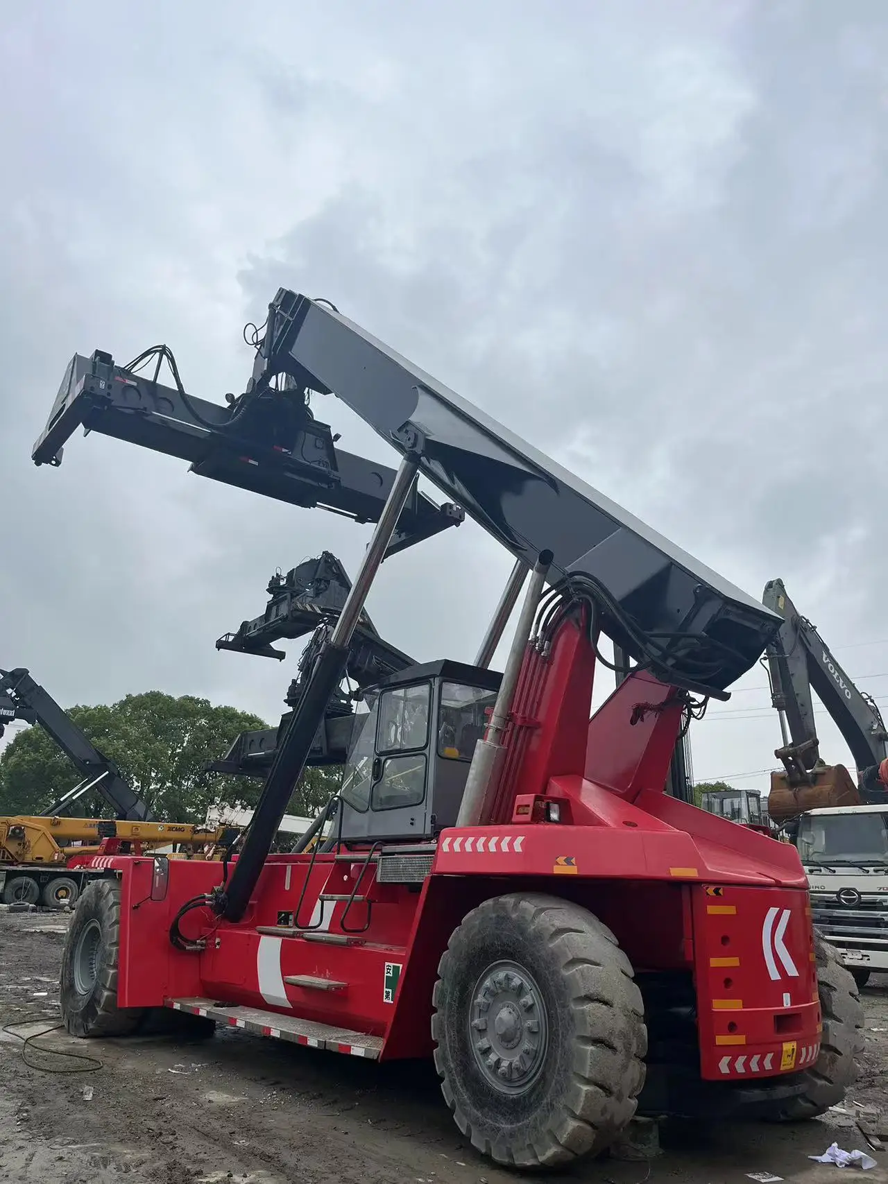 Original container and port lifting crane Kalmar DRF450 Finland reach stacker in discount 45 Ton Telescopic Handler