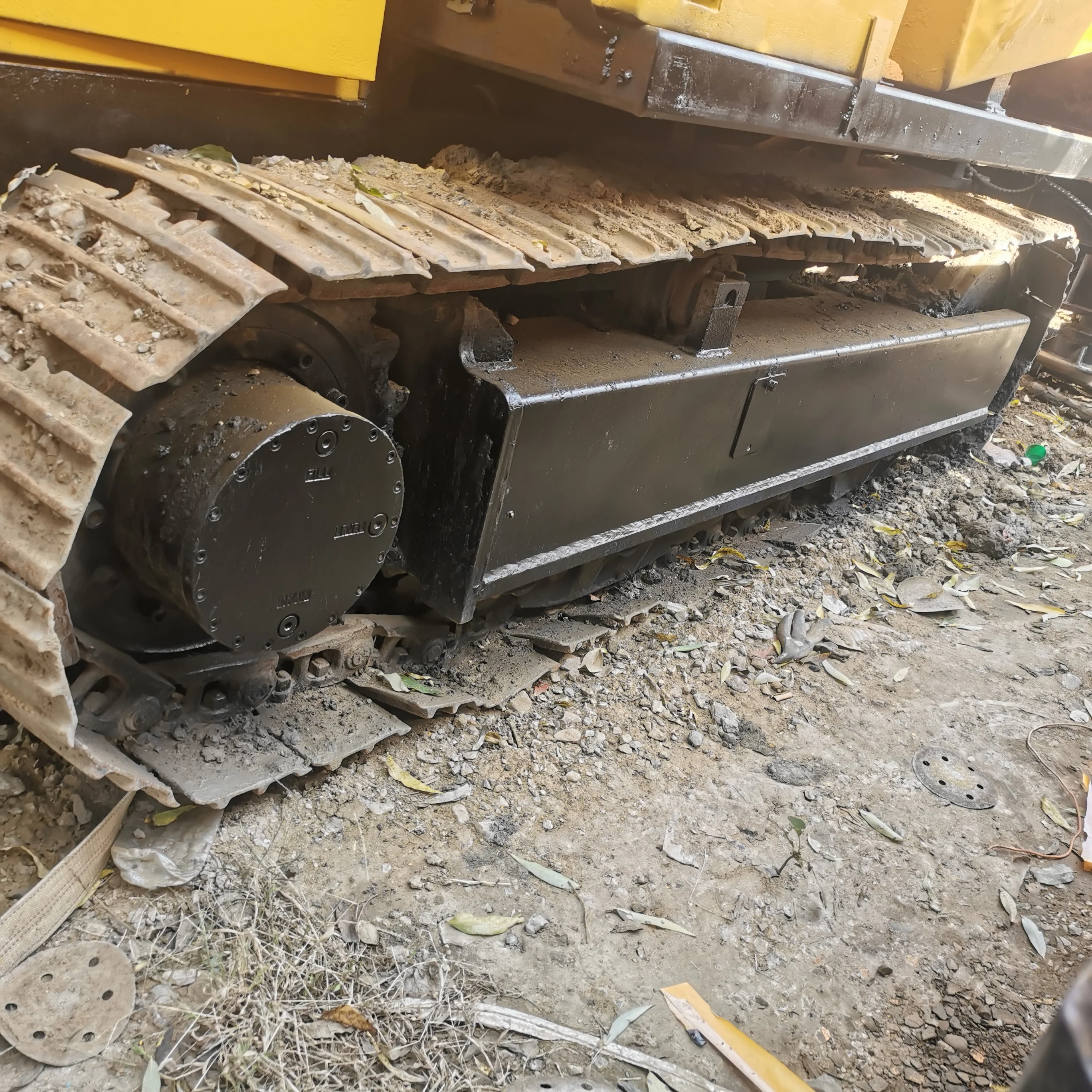 Second hand used Jinke JK400 crawler hydraulic 400 m depth 6.6m high tower water well drilling rig drilling machine