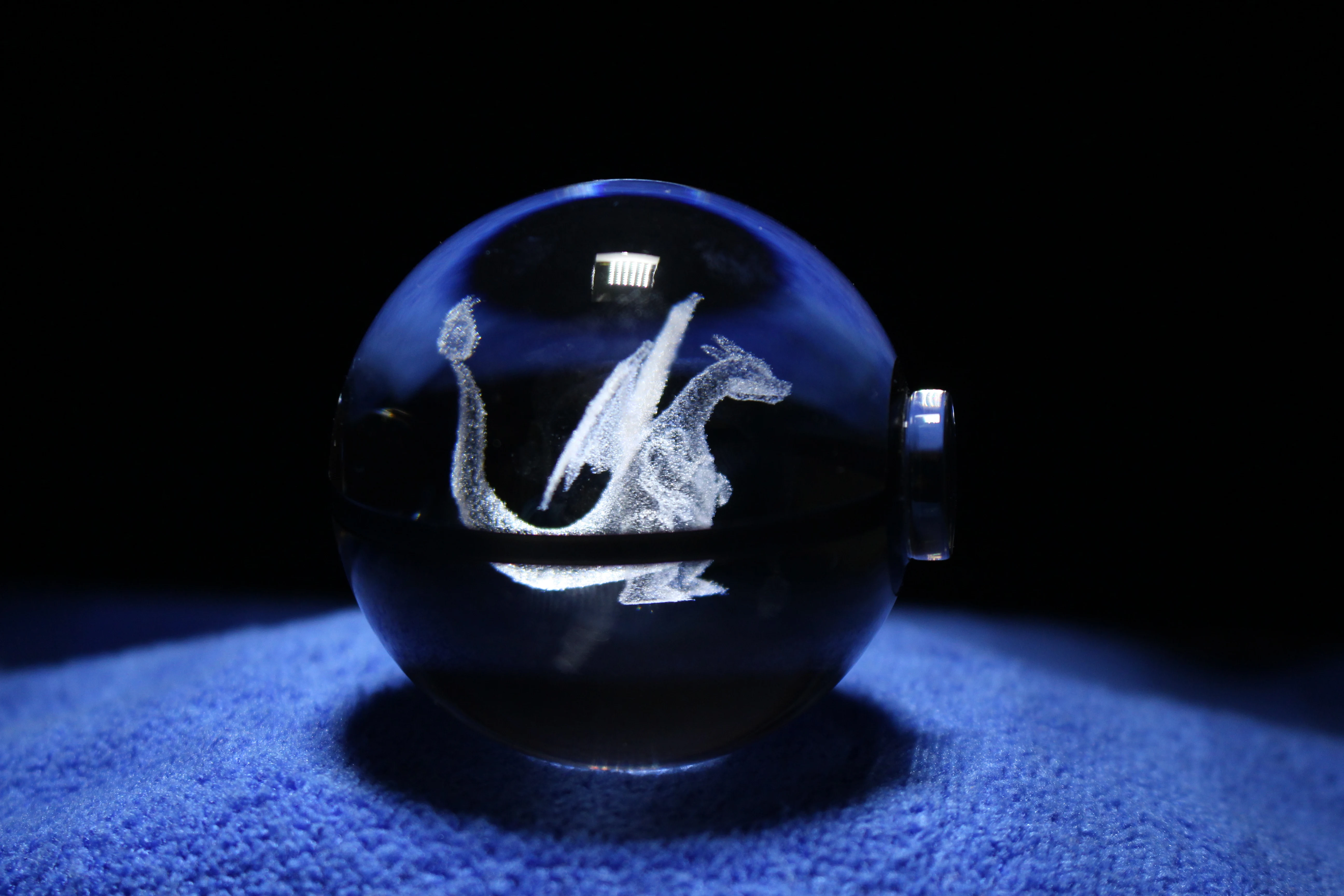 Drop-shipping Crystal 3D Engraving Pokemon Ball With LED Base For Souvenirs Gifts