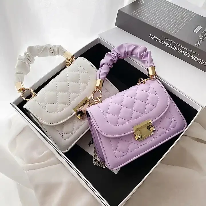 Hot Selling sac a main femme Ladies Handbag Luxury Diamond Lattice Shoulder Bag with Chains Elegant Flip Lock Designer Bag Women