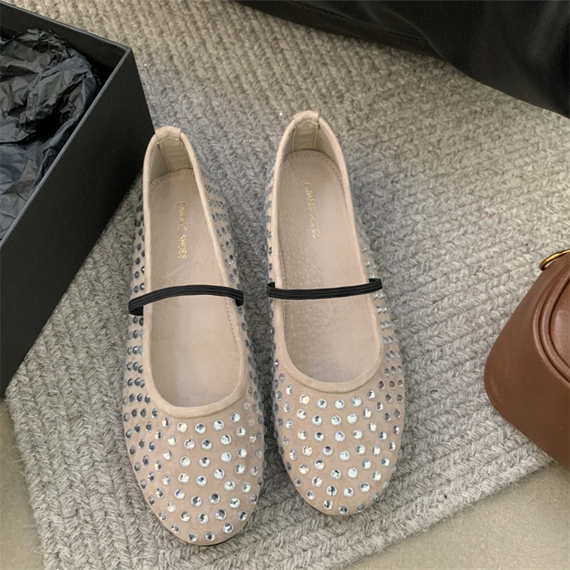 2024 Designer Luxury Ballerina Flat Shoes for Women Round Toe Stylish Studs Breathable and Light for Summer and Spring