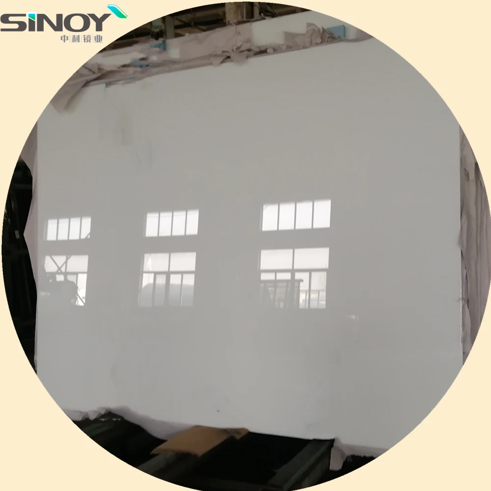 Заводская цена 4 мм 5 6 толщиной чистый белый цвет окрашенное стекло для коммерческой отделки интерьера