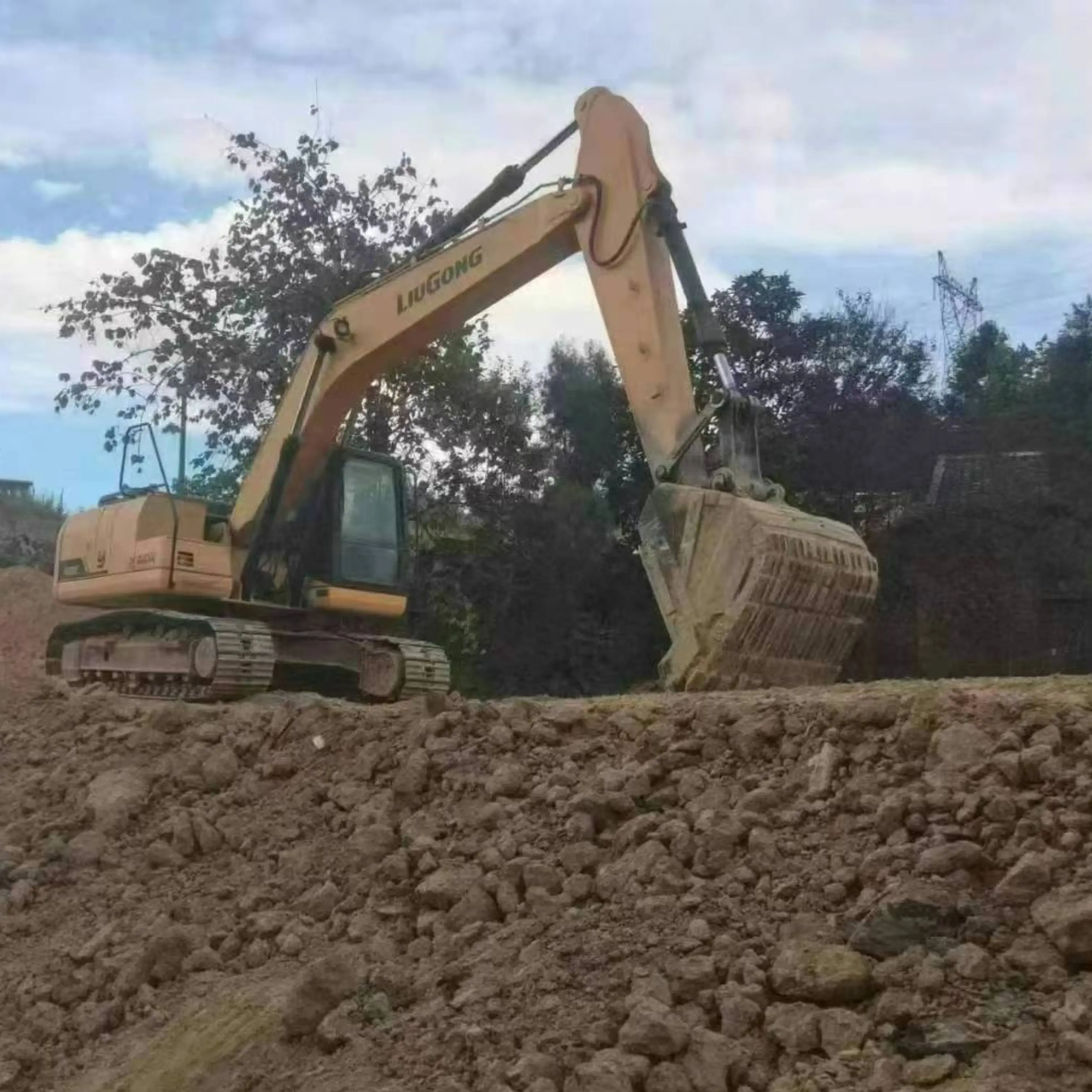 Original  heavy construction equipment 20Ton Used Excavator Liu GONG   920E