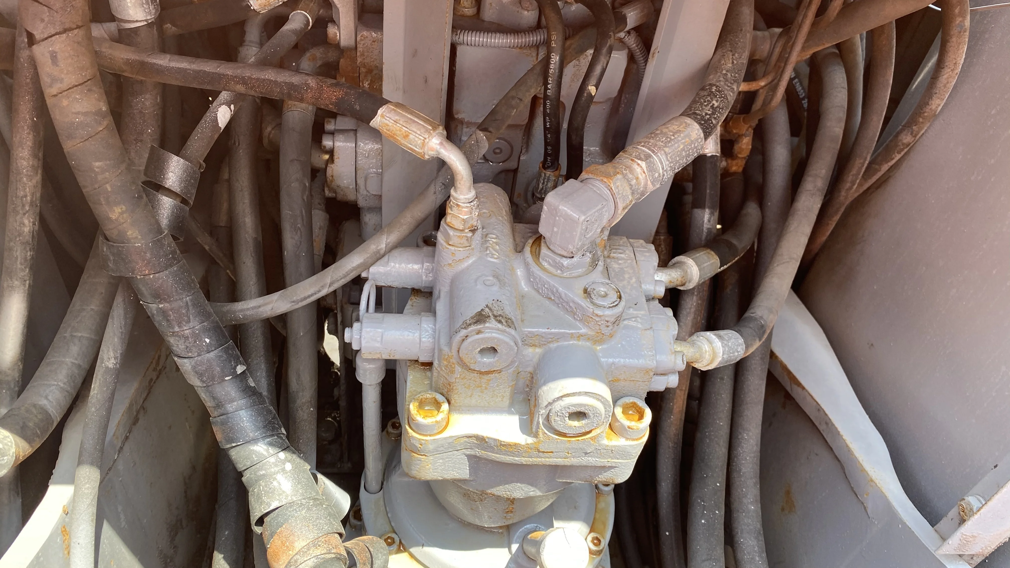 Hitachi EX120-5 Midi ISUZU Excavator for Sale Japan Provided Original China to Malaysia Kubota Engine Indonesian Excavator JP