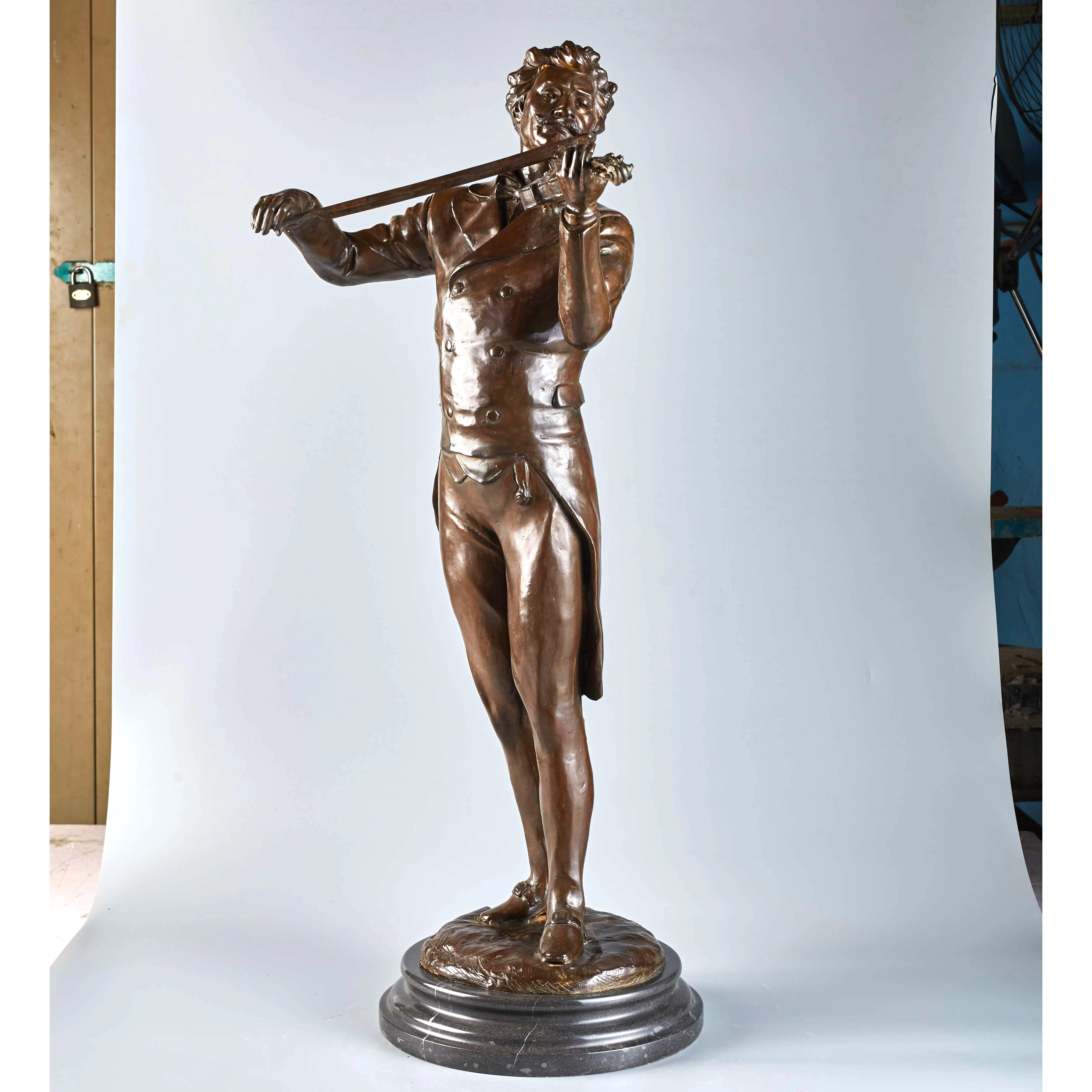 Popular Factory Supplied Bronze Art Violinist Man Johann Strauss Figurine Brass Cast Male Statue for Decoration