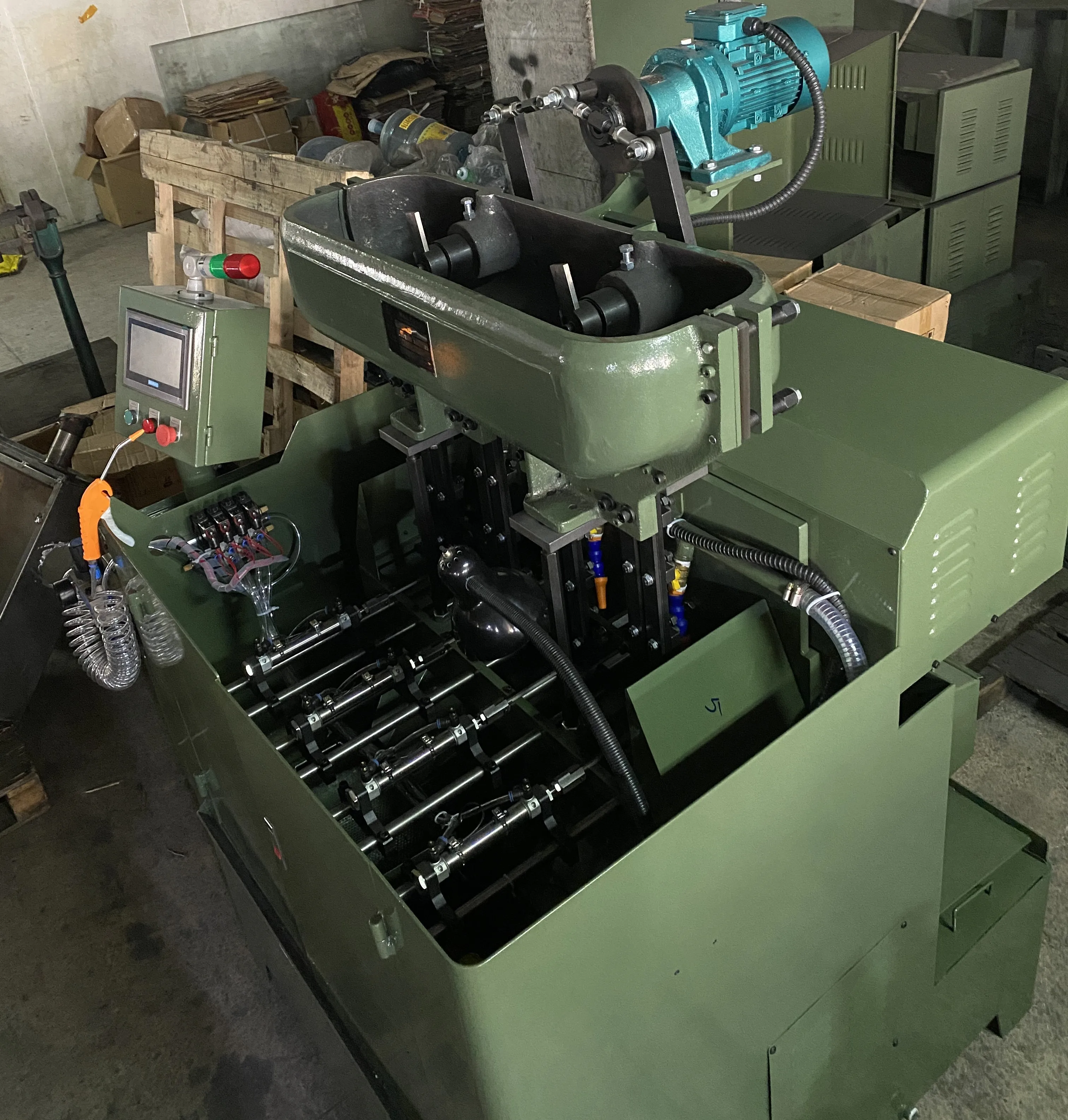 Taiwan technology Automatic high speed four spindle nut tapping machine