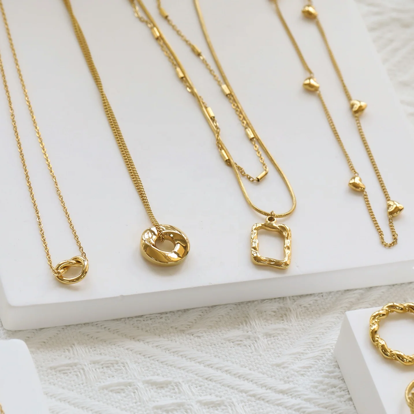 New Waterproof Tarnish Free Fashion Jewelry Custom Men Gold Plated Pendant Necklace Stainless Steel Necklace For Women 2024