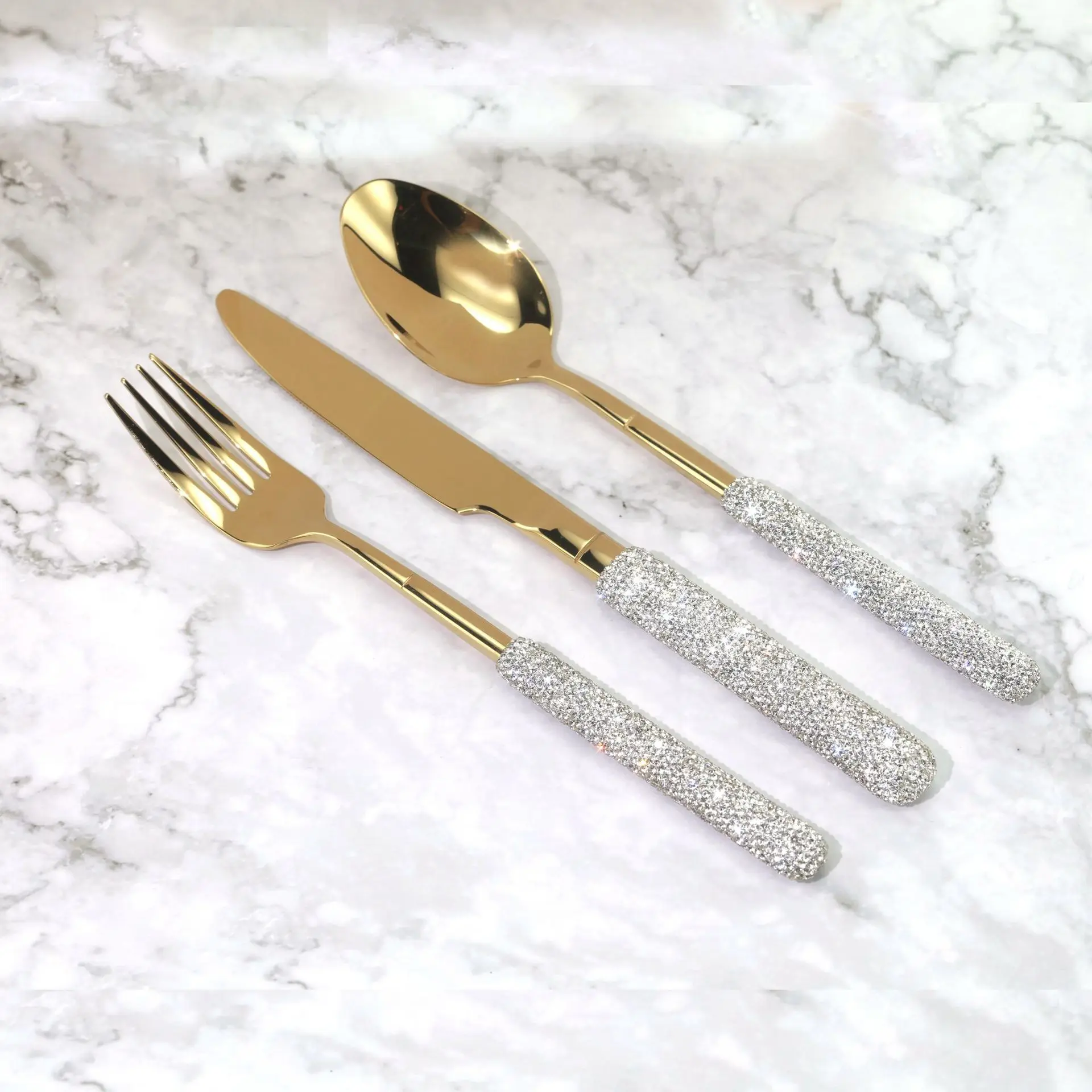 Luxury Diamond Stainless Steel Spoon and Fork Set Bling Rhinestone Flatware Sets Gold Cutlery Set for Wedding