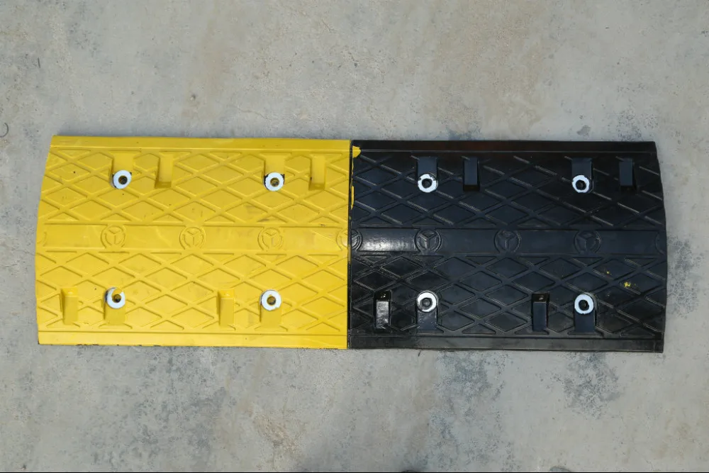 rubber hump 350*500*50mm road bump Tiantai manufacture of round speed bump