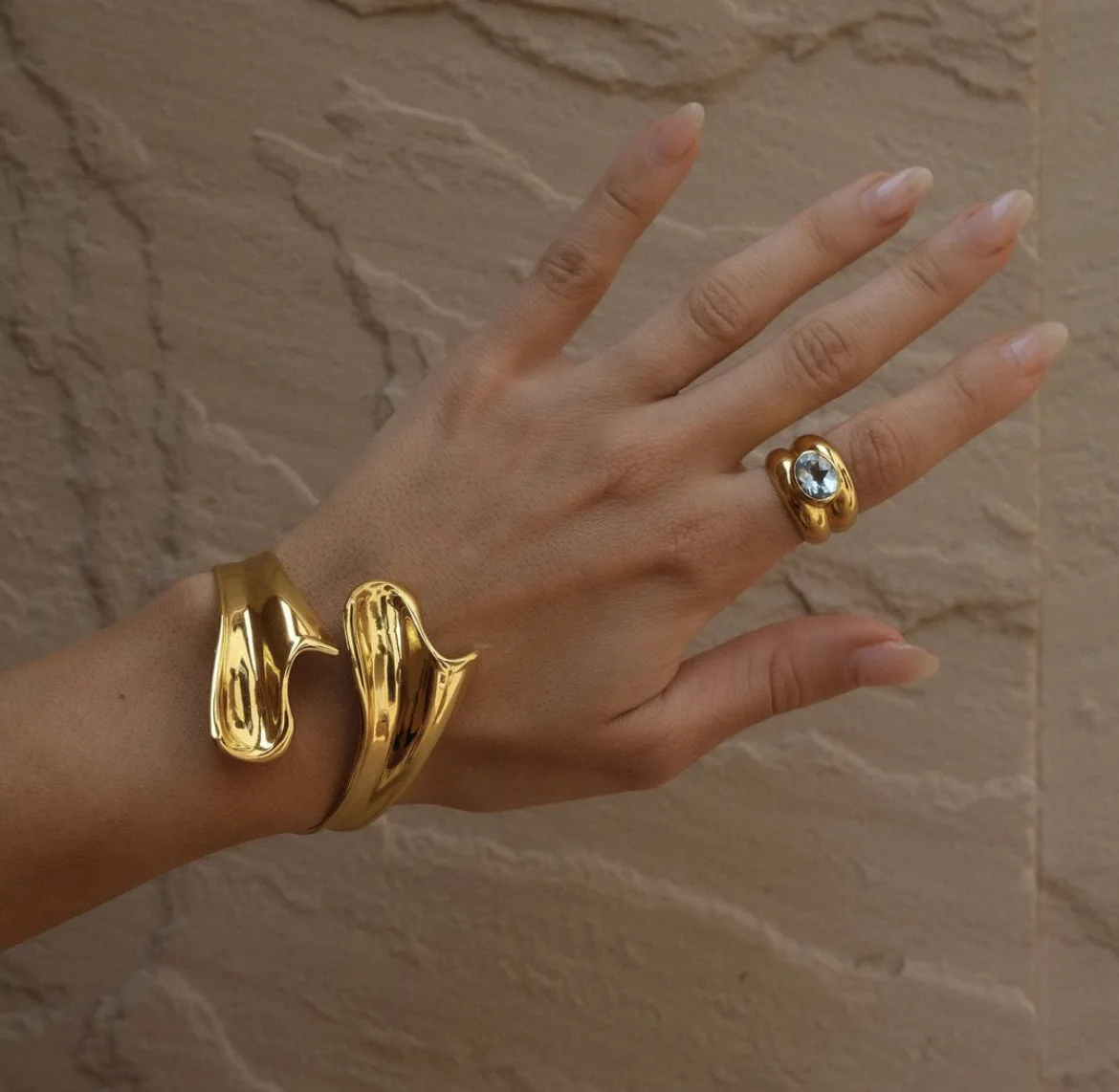 Irregular Gold Silver Plated Exaggerated Alloy Trendy Geometric Party Bangles Spring Snap Open Bracelet