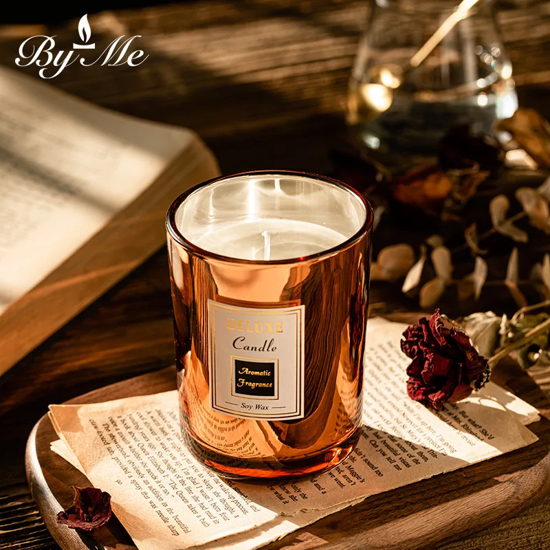 Spot Luxury Decoration Glitter Color Fall Handmade Smokeless Highly Soy Wax Scented Candle  In Gold Glass Jar