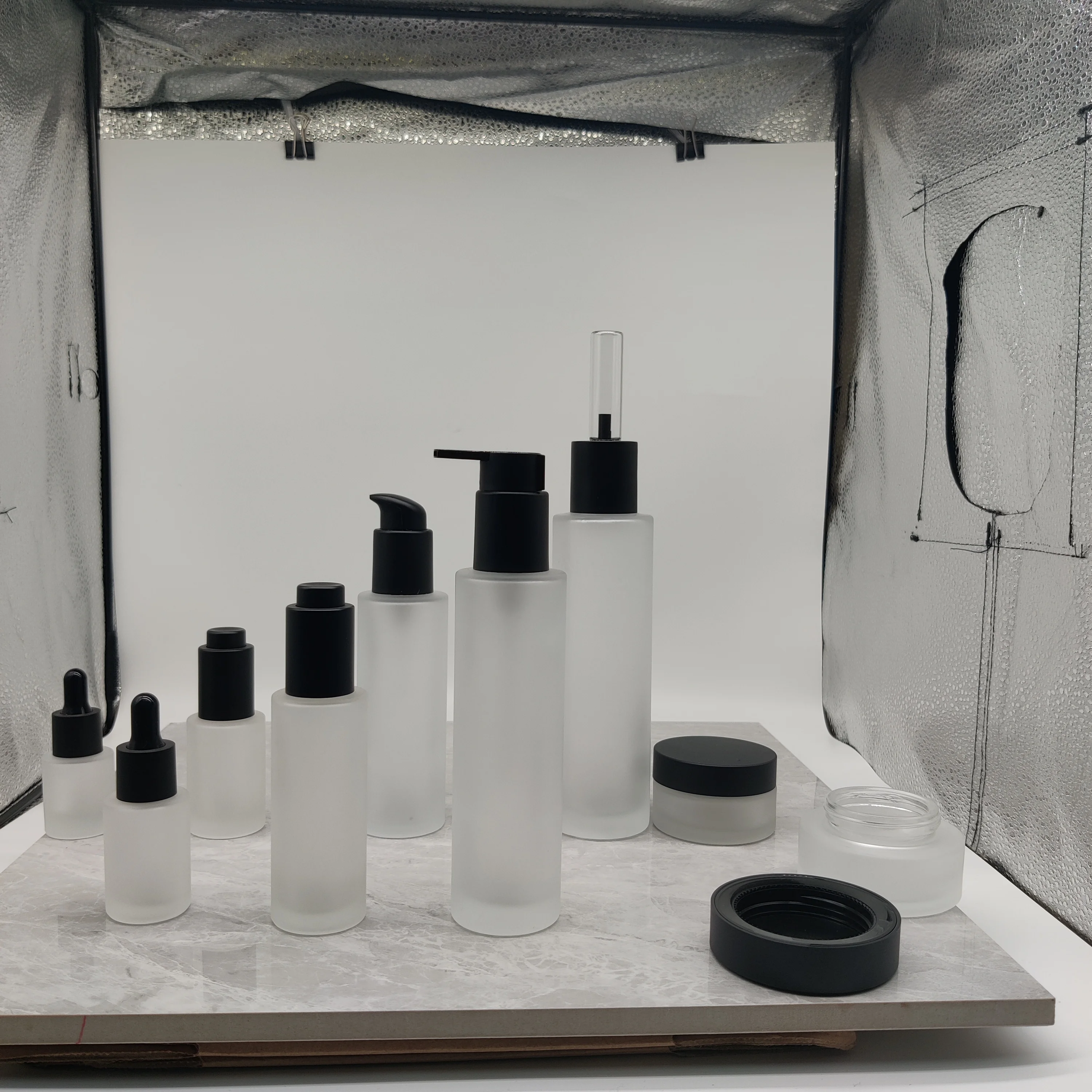 5ml 15ml 20ml 30ml 50ml 100ml essential oil serum flat shoulder frosted clear glass dropper