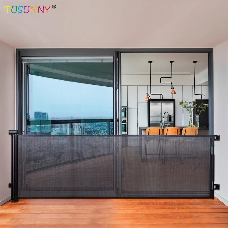 Baby Safety Product Metal Adjust Safety Retractable Mesh Baby Gate