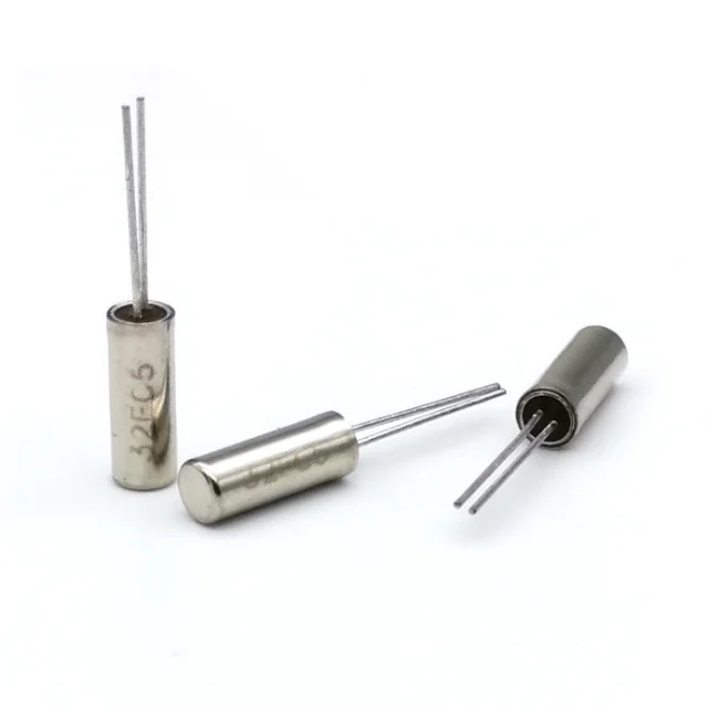 Original New Crystal Oscillator 8MHz 12PF 50ppm AT08000001