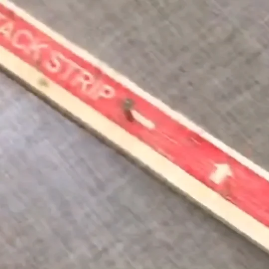 Modern Design Carpet Tack Strip for Hotel Flooring Accessories Trim for Floor Usage