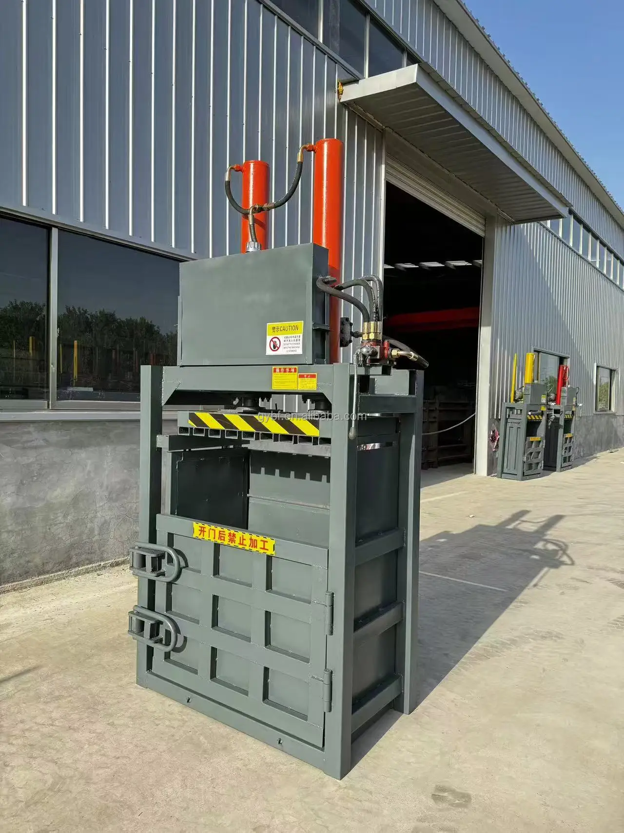 press for pet bottle hydraulic scrap baler shear machine on sale Vertical Baler For Sale Hydraulic Baling Press