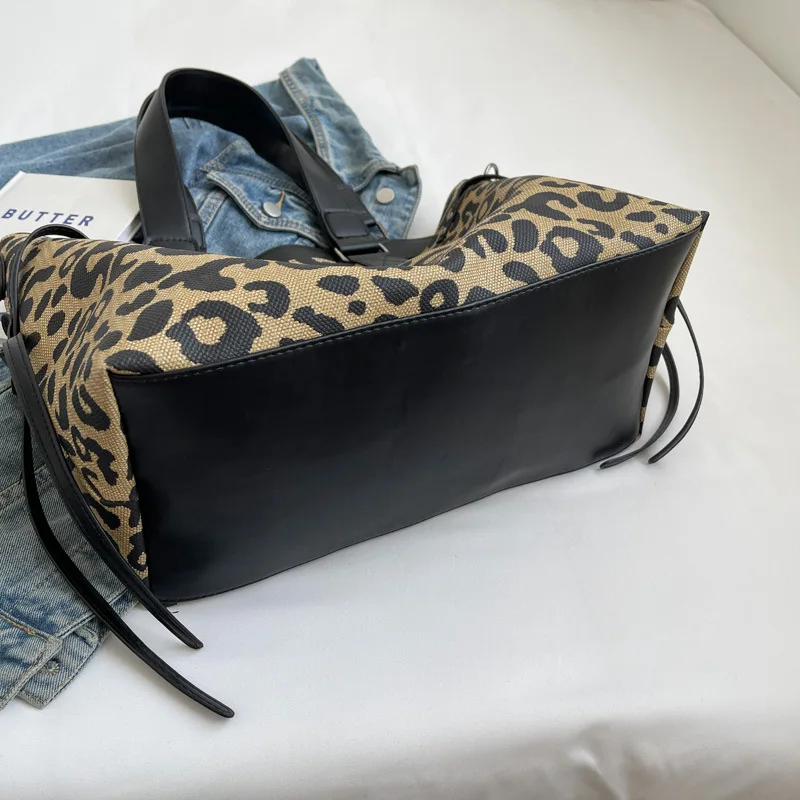 Casual 2024 New products ladies hand bags,Leopard print handbags trending metro city tote bag 2024 for women
