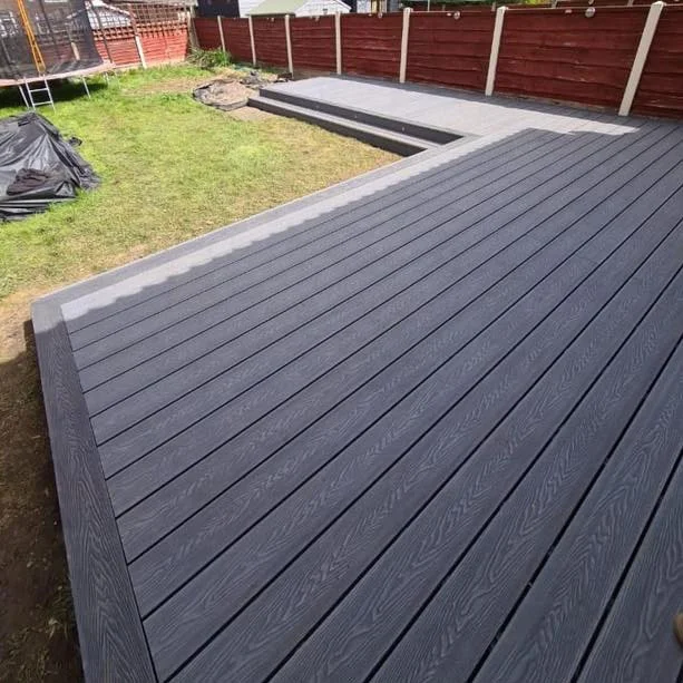 Easy Install Decking Board WPC Outdoor Natural Wood-looking Appearance Hollow Construction Scratch-resistant Anti slip Backyard