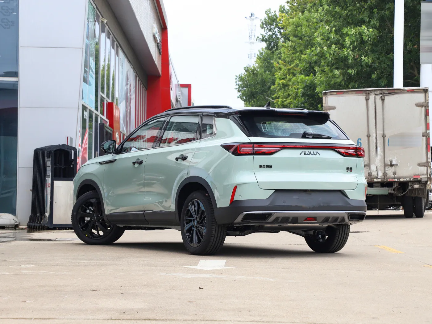 1.5T Dongfeng Haoji Hybrid Electric gasoline 5 Seats SUV Car