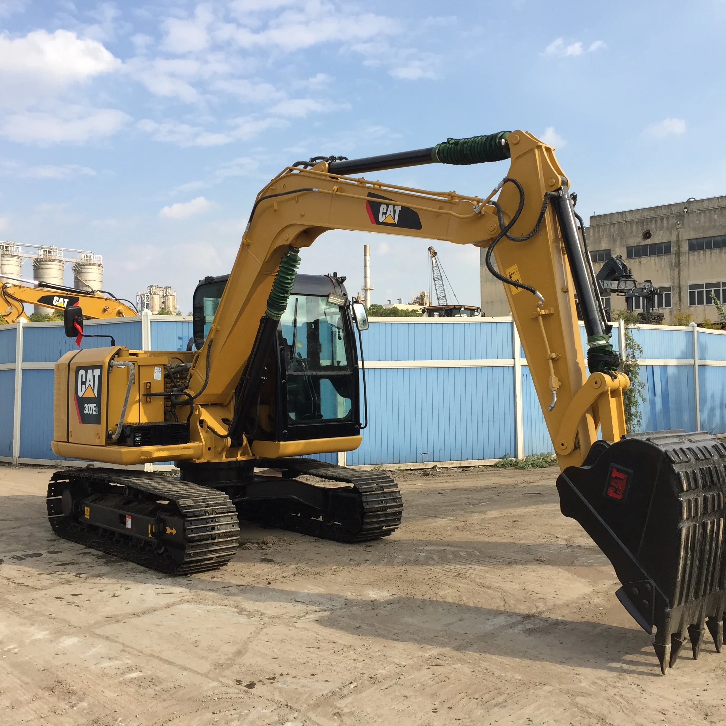 Used Caterpillar 307E2 Excavator for Sale in Shanghai Good Condition with Mitsubishi Engine Gearbox PLC Components Cheap Price