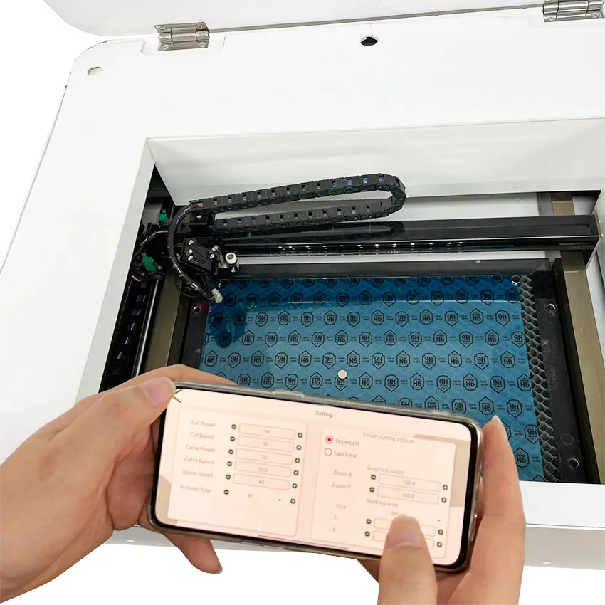 Daqin Mobile Screen Protector Cutting Machine Tempered Glass Laser Machine 9H Film Laser Engraving