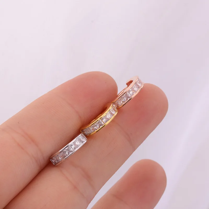 
New copper ear studs micro zirconium nose ring leaf studs Wish popular puncture jewelry 