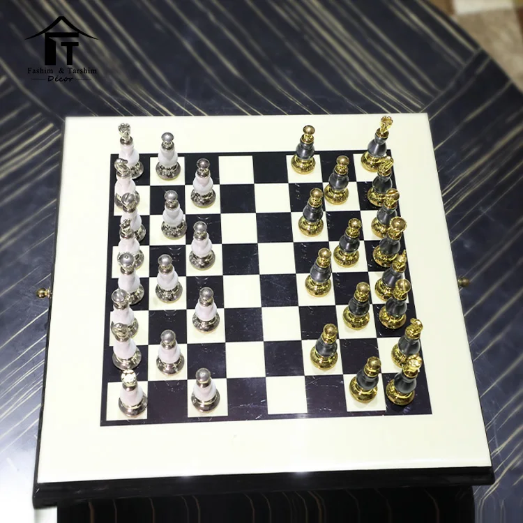 Luxury top rated chess board wood with chess for home decoration chessboard