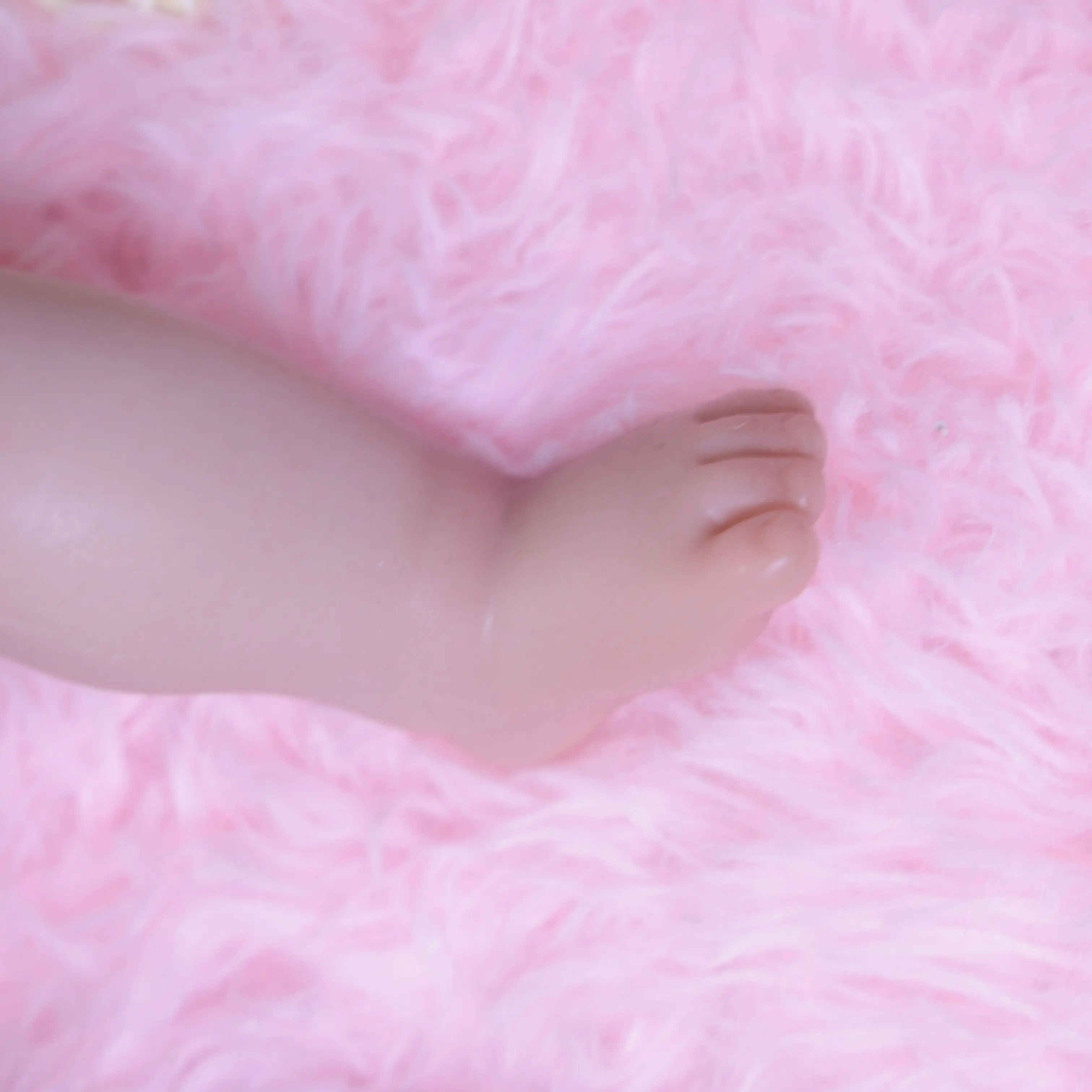 16.5inch Real Reborn Doll Baby Silicone Body(girl) Newborn Baby Lifelike Painted Skin With Pacifier bottle and outfit for gifts