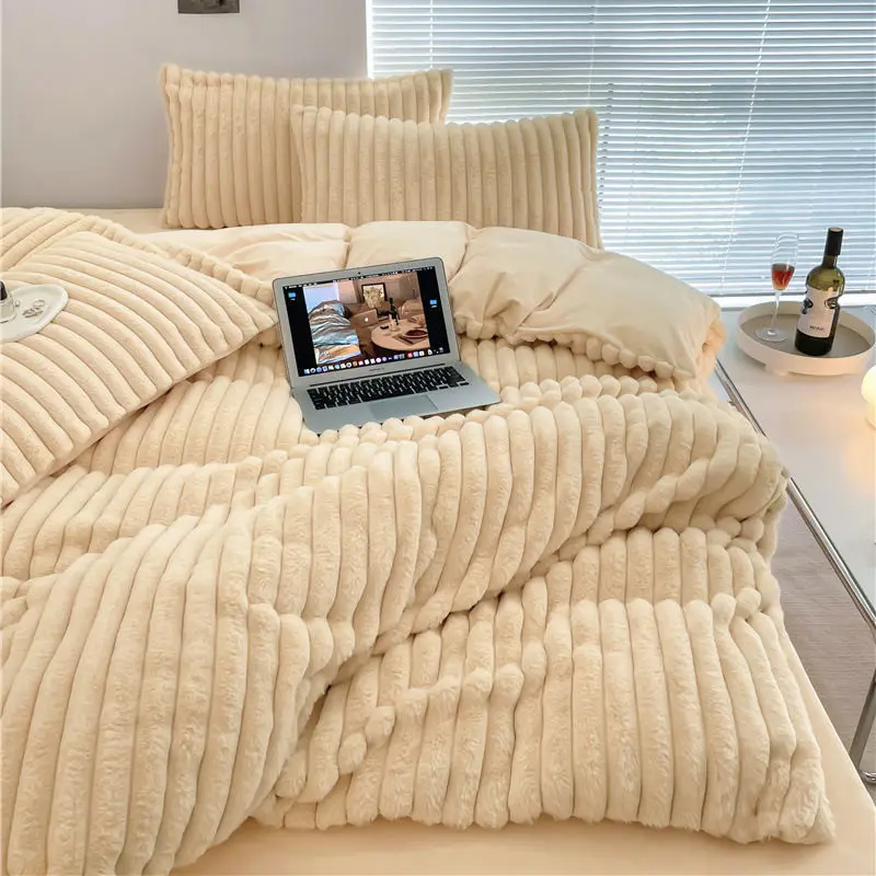 4pcs/Set Bedding Sheet Sets Milk Velvet Fabric Warmful Soft Bedsheet Sets For Winter sleeping Wholesale