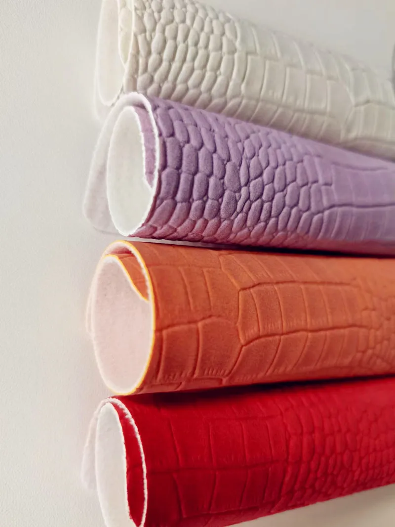 High quality synthetic leather crocodile pattern for gift box bags and shoes