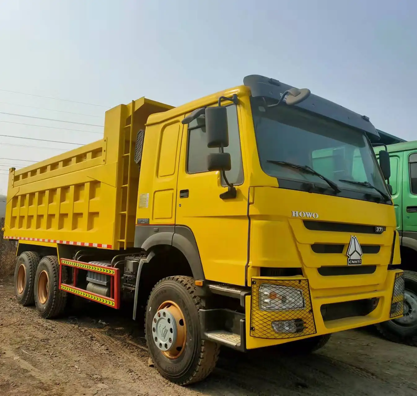 SINOTRUK HOWO 8x4 Used Dump Truck 12 Wheeler 30 Cubic Meters Loading Construction Transportation Heavy Tipper Truck