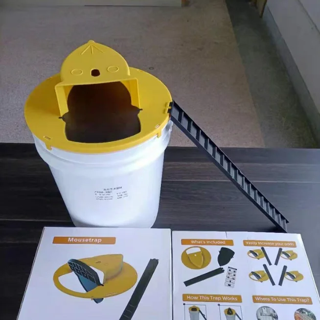 Reusable Humane Slide Bucket Lid Rat Trap Flip n Slide Bucket Lid Mouse Trap For Outdoor