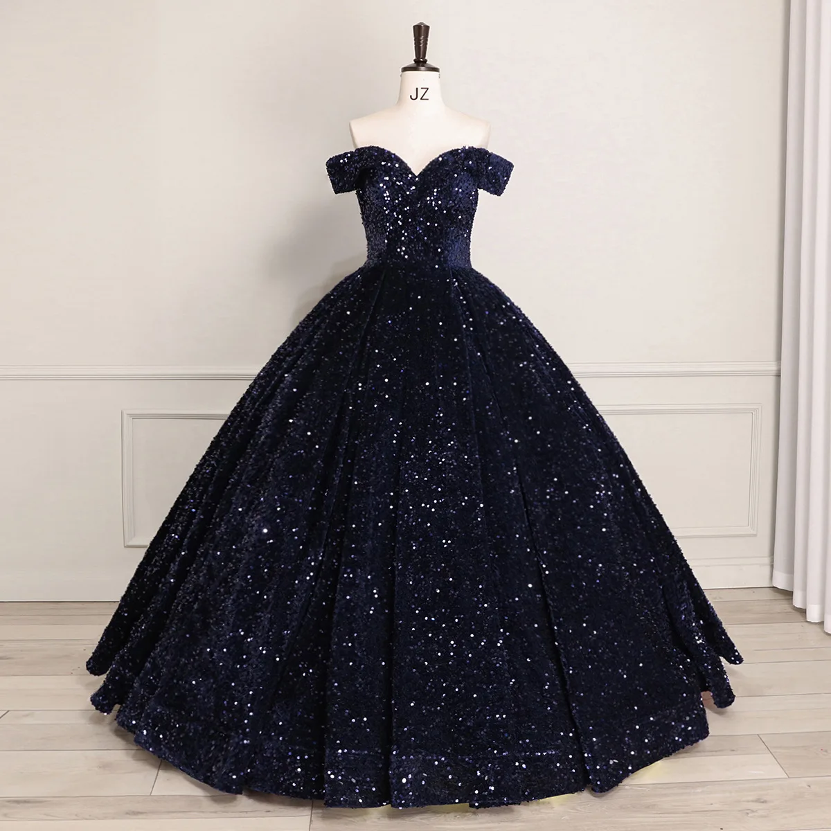 shinny dress (1).jpg