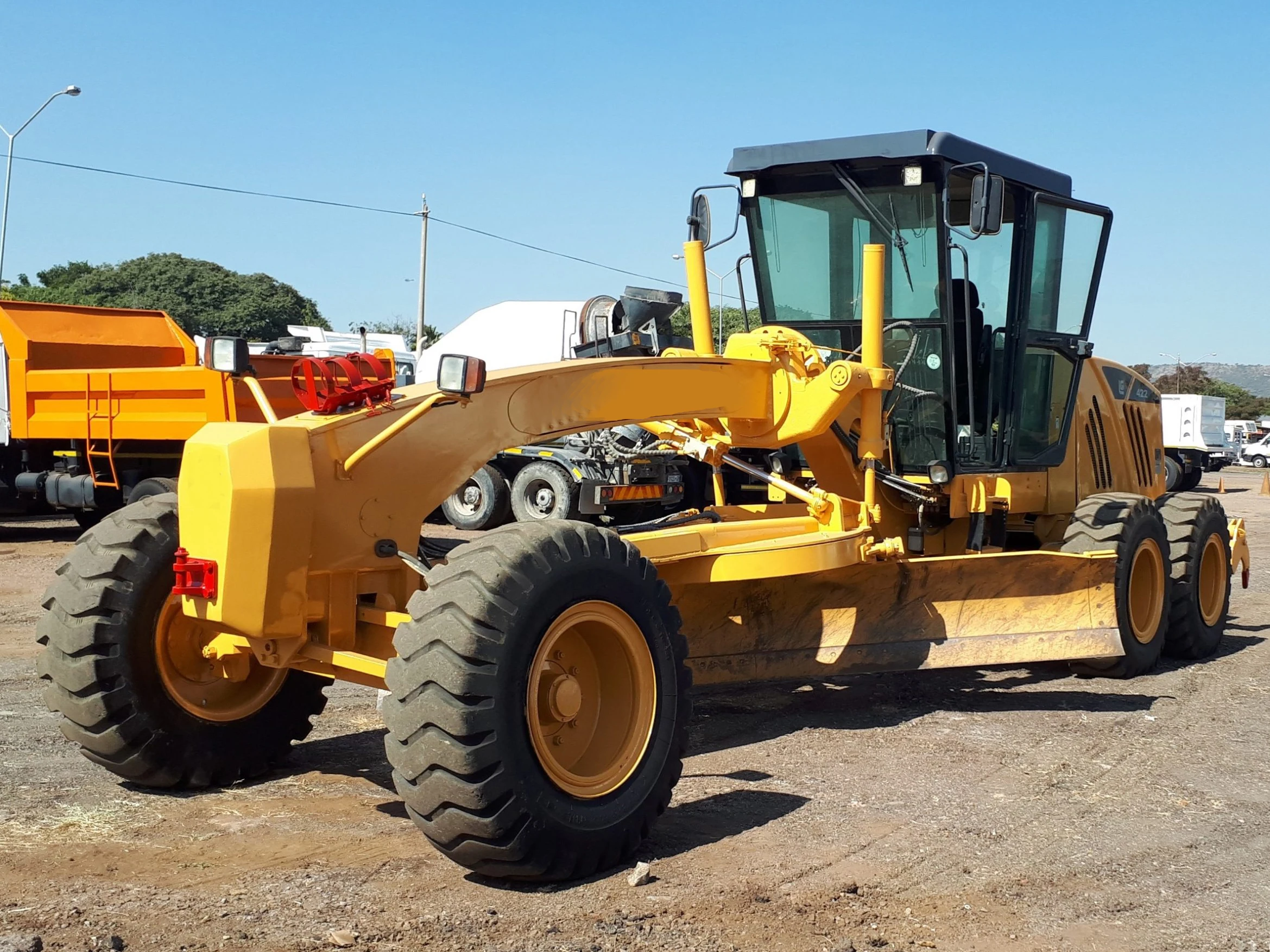 China top brand factory directly selling 4230D Motor Graders 18ton CLG4230D Road Motor Grader In Stock