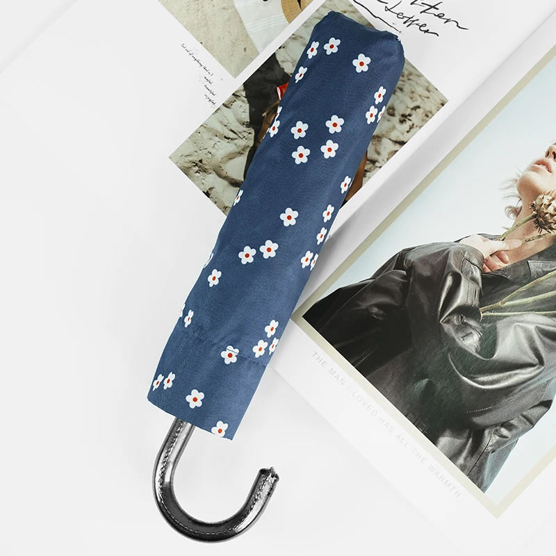 Silver Uv Protection Customised Print Flower Pattern Three Folding Umbrella With Pu Leather J Handle Folding Umbrella