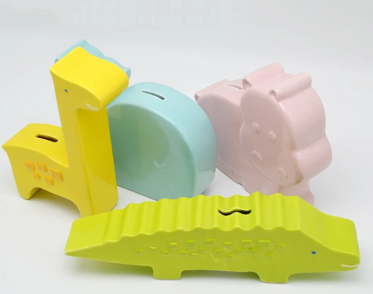Customized creative crocodile piggy bank cartoon cute animal piggy bank gift giving