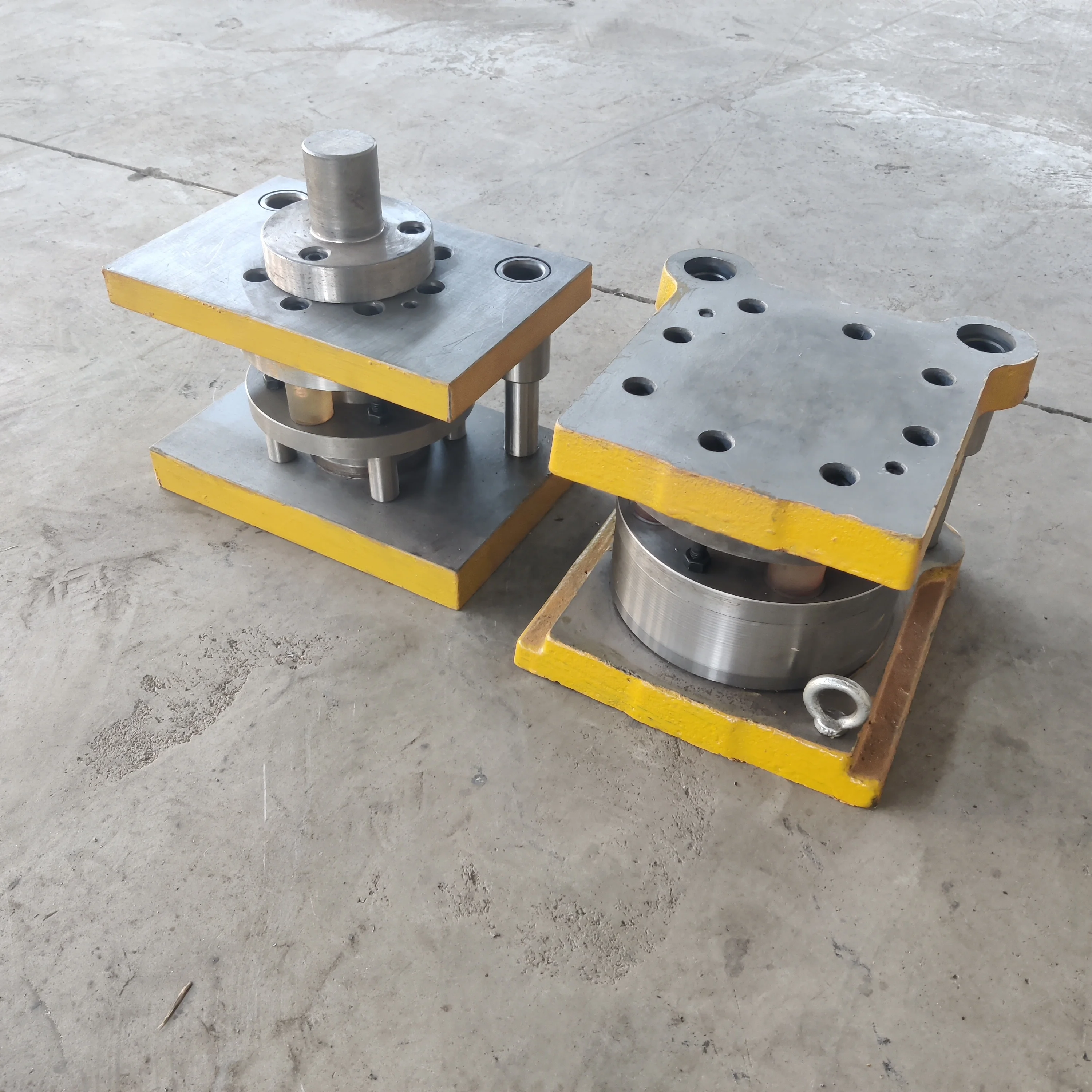 Metal Sheet Punching Mold Progressive Hydraulic Press Dies Stamped punching service aluminum press mold