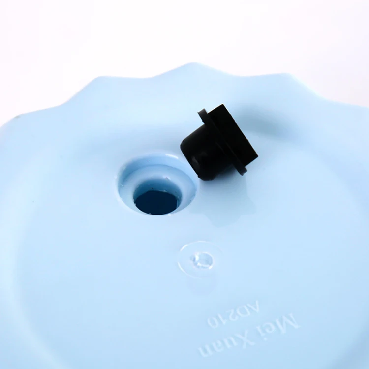 New design cheap self watering colorful style plastic hanging basket flower pot