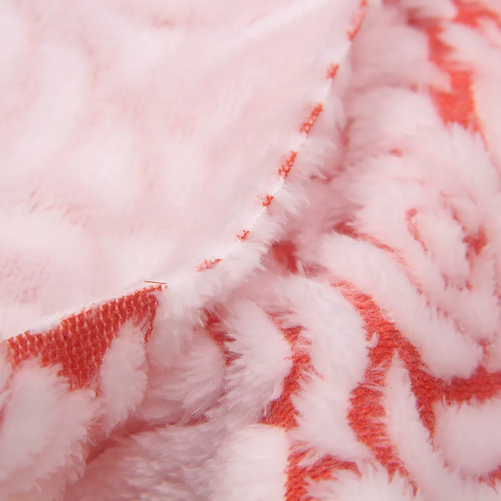 New Design Christmas gifts comfortable floral back printed cut flowers flannel fabric