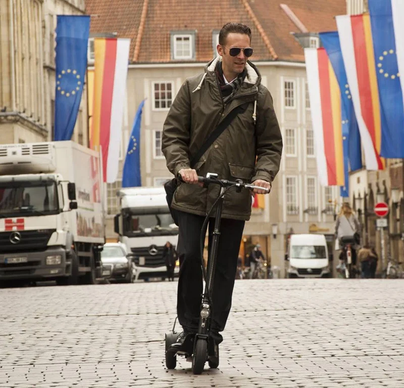 Light weight Folding Powerful Adult 3 wheel Electric Scooter  Motor 500M