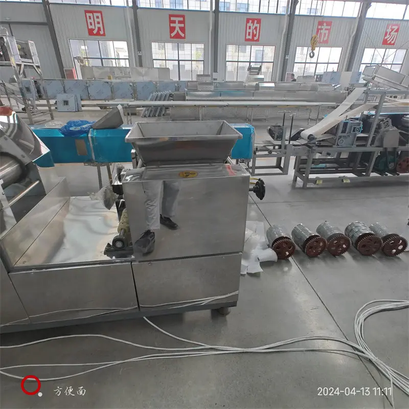 Factory price soap noodle production line korean ramen dry noodle making machine