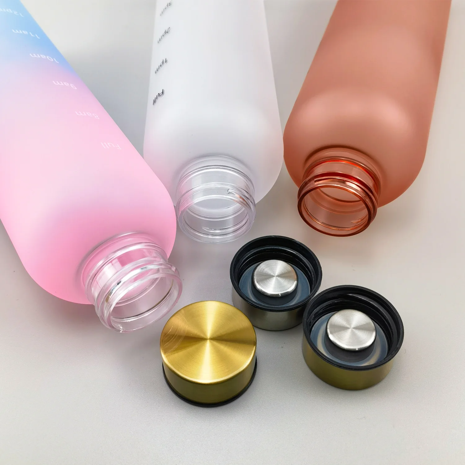 Large capacity tritan environment-friendly PC plastic water cup for self use and leisure