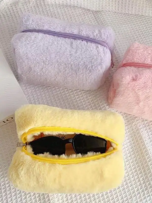 Macaron Faux Fur Female Women Sweet Soft Waxy Portable Makeup Cosmetic make up bag custom plush Pen bag Handbag