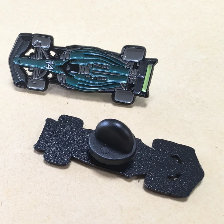 High quality dye black plating metal hat brooches custom car shape pin badge soft enamel lapel pins