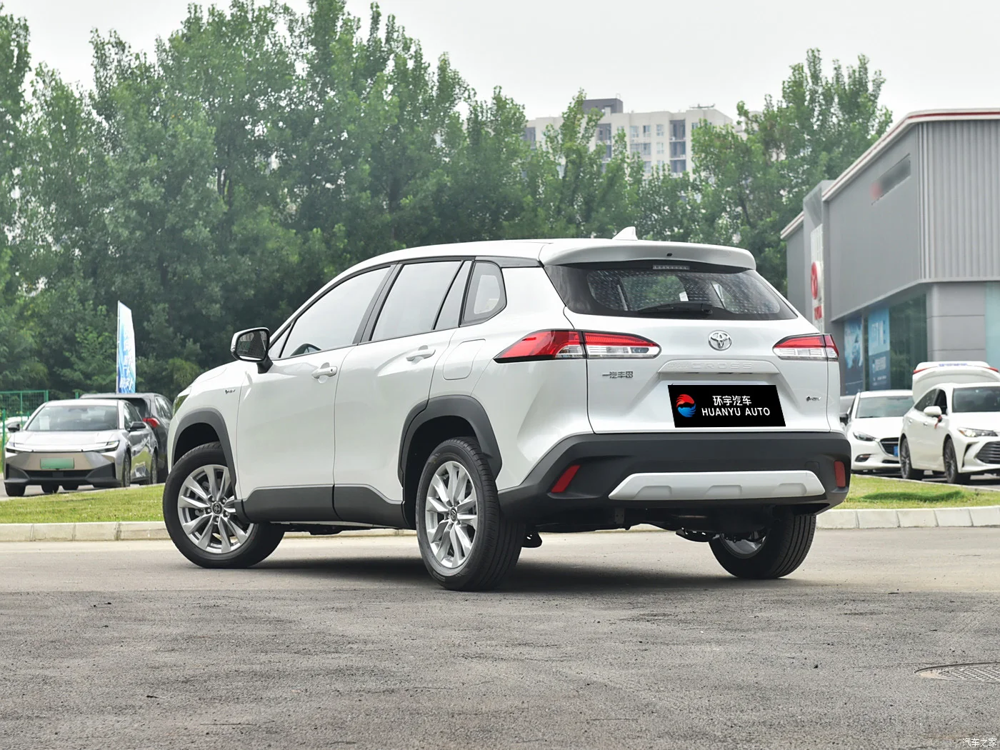 Недавно выпущенные 2024 новые компактные гибридные внедорожники для yota Corolla Cross 2.0l ECvt Elite Edition